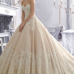 Mori lee wedding dress